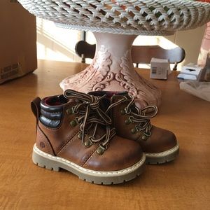 🥾🥾”Starting Out”. Infant Boys Hiker Boots🥾🥾